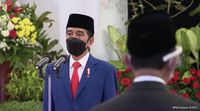 Jokowi Lantik 12 Dubes Negara Sahabat Siang Ini, Siapa Saja?