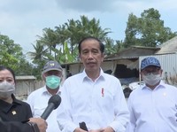 Jokowi: Gaji ke-13 PNS Dibayarkan Jelang Tahun Ajaran Baru