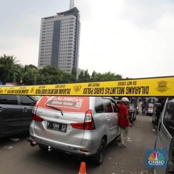 Penampakan 115 Travel Gelap Pembawa Pemudik Ditangkap Polisi