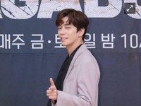 Aktor Drakor Shin Sung Rok Positif Corona, Ini Kronologinya