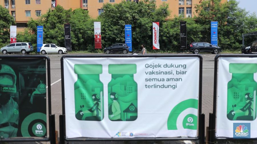 Vaksinasi driver gojek