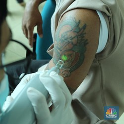 Ikut Saran Tukang Tato, Wanita Ini Hasilkan Rp 15 Miliar