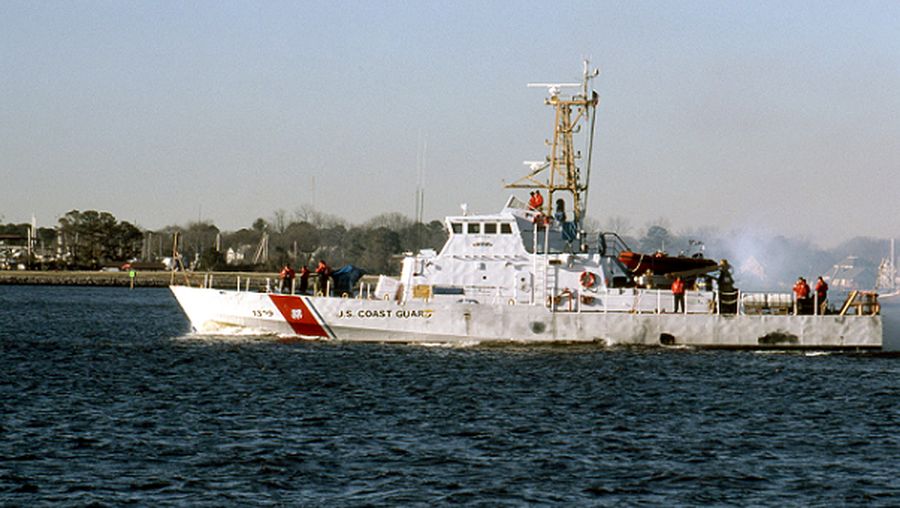 Kapal USCGC Aquidneck (Tangkapan Layar via website atlanticarea.uscg.mil)