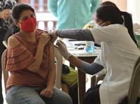 Masih Ada Kabar Baik dari India, Vaksinasi Covid Dikebut Lagi