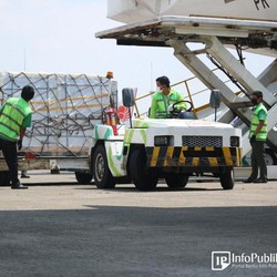 Vaksinasi Mandiri, 1,5 Juta Vaksin Sinopharm Mendarat di RI