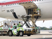 Kebut Vaksinasi Covid, 500 Ribu Vaksin Sinopharm Tiba di RI