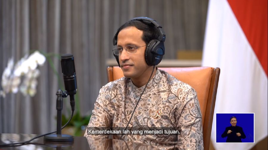 Podcast Hardiknas 2021 Presiden Jokowi dan Mas Menteri Nadiem Makarim, 2 Mei 2021. (Tangkapan Layar Youtube Sekretariat Presiden RI)