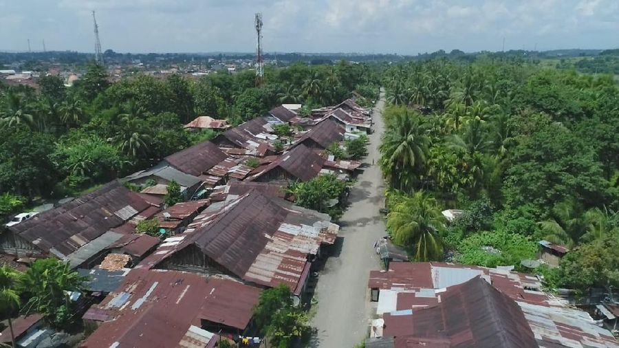 PT Bukit Asam Tbk hari ini resmi memulai relokasi warga ke perumahan Bara Lestari yang dibangun dan disiapkan oleh perusahaan.