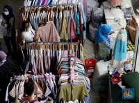 Waduh! Gelombang Baju Impor Bakal Kuasai Pasar RI