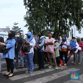 Potret Sepi Stasiun Tanah Abang yang Ditutup 15.00-19.00 WIB