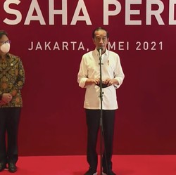 Jokowi: Pergi ke Mana Pun Pakai Masker, Pakai Masker!