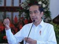 'Helikopter Uang' Jokowi, BSU Rp 2,4 Juta- BPUM Rp 1,2 Juta