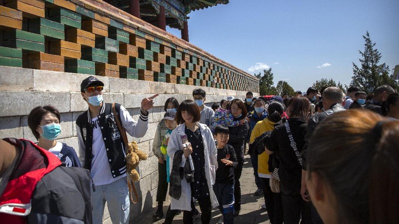 Tembok besar China ramai wisatawan ditengah pandemi. AP/