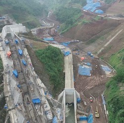 Nggak Cuma Tol, Jokowi Juga Panen Bendungan Tahun Ini