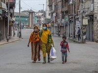 Anak-anak India Telantar Efek Orang Tua Meninggal Kena Covid