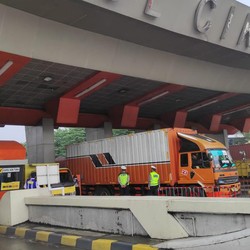 Macet Panjang, Penyekatan Mudik di Tol Cikupa Dibuka