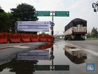 Jalan Layang MBZ Tol Jakarta-Cikampek Ditutup Sementara