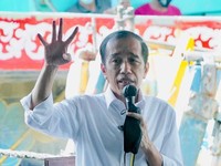 Helikopter Uang Jokowi Sudah Disebar, Kamu Sudah Terima?