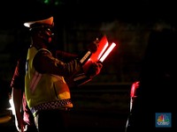 Viral! Pekerja Ngamuk di Tol Dicegat Mudik, Ini Faktanya
