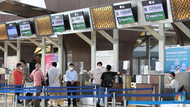 Ini Syarat Naik Pesawat Saat PPKM Level 4 Hingga 9 Agustus