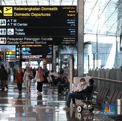Waspada! RI Sudah 'Kemasukan' Warga Afsel & Hong Kong