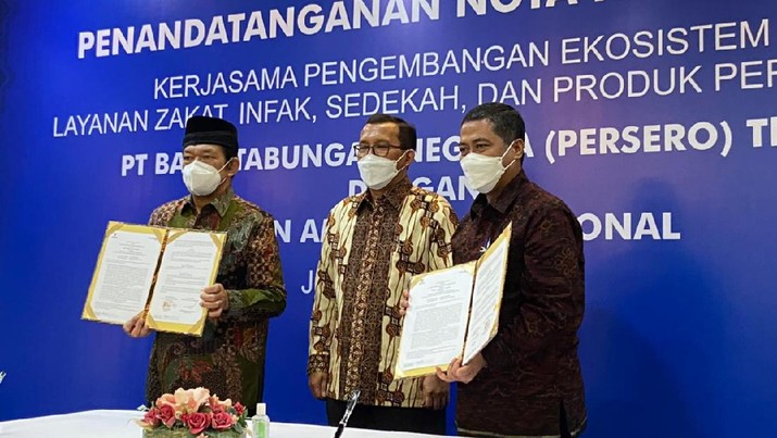 Gandeng Baznas BTN Syariah Permudah Bayar Zakat nit Usaha Syariah PT Bank Tabungan Negara (Persero) Tbk. terus bersinergi agar semakin banyak masyarakat Indonesia dapat menikmati layanan perbankan syariah. Terbaru, BTN Syariah menggandeng Badan Amil Zakat Nasional (BAZNAS) untuk mengembangkan ekosistem layanan zakat, infak, dan sedekah sehingga pembayarannya menjadi lebih mudah.
