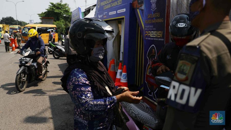 Tembok besar China ramai wisatawan ditengah pandemi. AP/