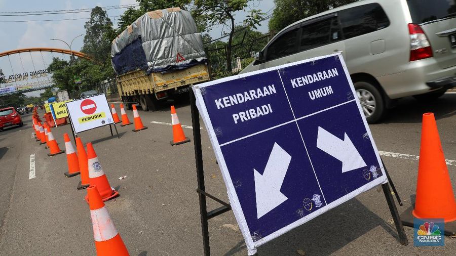 Pos penyekatan mudik di Cikokol, Tangerang. (CNBC Indonesia/Andrean Kristianto)