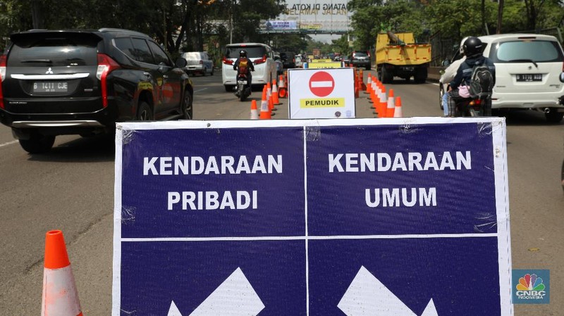 Pos penyekatan mudik di Cikokol, Tangerang. (CNBC Indonesia/Andrean Kristianto)z