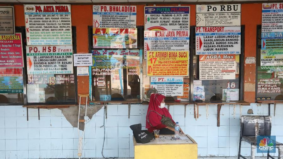 Terminal Bus Kalideres. (CNBC Indonesia/Andrean Kristianto)