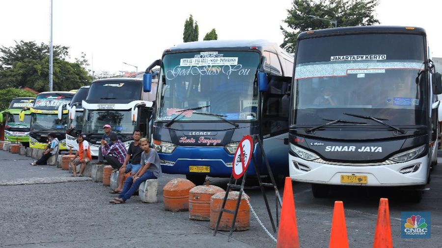 Terminal Bus Kalideres. (²©²ÊÍøÕ¾/Andrean Kristianto)