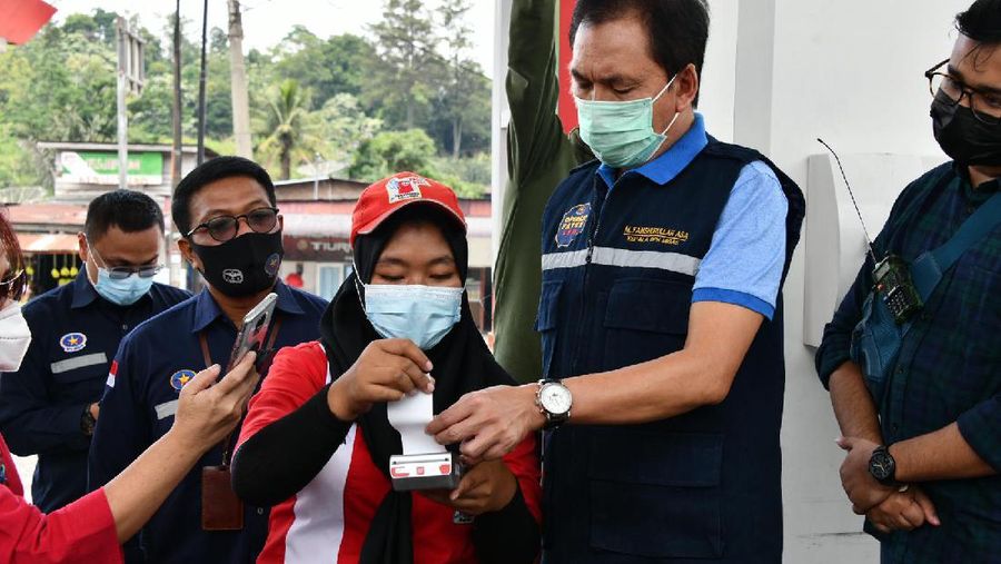 SPBU Buat Papan Tulisan “Solar Subsidi untuk Rakyat Miskin ” untuk Edukasi Masyarakat.