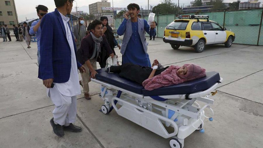 Ledakan terjadi di Afghanistan. (AP/Rahmat Gul)