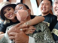 Siap-siap! Duet Hotman-Nikita Mirzani Mau Bawa Holywings IPO