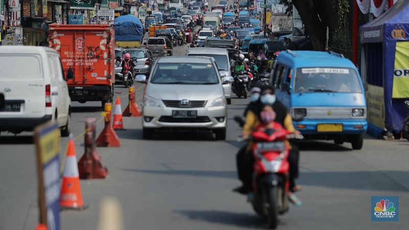 Penyekatan Jalur Mudik di Parung Bogor (CNBC Indonesia/Tri Susilo)