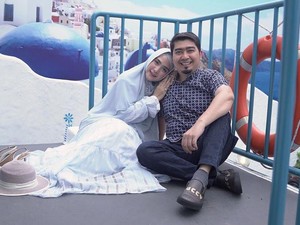 April Jasmine dan Ustaz Solmed Bangun Rumah Mewah Ternyata Untuk Orang Tua