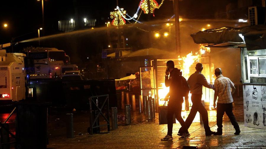 Rockets are launched from the Gaza Strip towards Israel, Monday, May. 10, 2021. Hamas militants fired dozens of rockets into Israel on Monday, including a barrage that set off air raid sirens as far away as Jerusalem, after hundreds of Palestinians were hurt in clashes with Israeli police at a flashpoint religious site in the contested holy city. (AP Photo/Khalil Hamra)