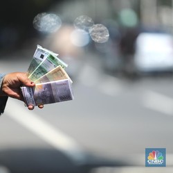 Pinjol China Kacau Nih! Pinjam Rp1,2 Juta Cairnya Rp500 Ribu