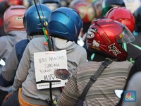 Asyik! Pemudik Kereta Bisa Bawa Motor, Gratis!