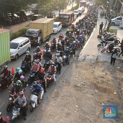Live! Kondisi Terkini dari Pos Penyekatan Cikarang Barat