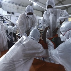 Corona Menggila, New Delhi Hingga Mumbai Disarankan Lockdown