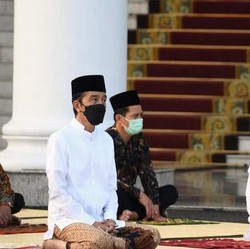 Jokowi Salat Id di Istana Bogor, Begini Penampakannya