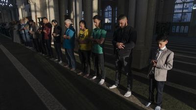 img-title
