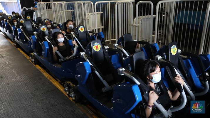 Boomerang Coaster, Trans Studio Cibubur (CNBC Indonesia/ Andrean Kristianto) Boomerang Coaster, Trans Studio Cibubur (CNBC Indonesia/ Andrean Kristianto)