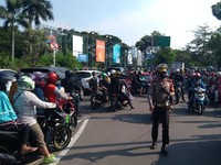 Ribuan Orang Sambangi Ancol, Antrean Mengular Panjang
