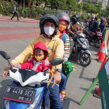 Penuh! Ancol Ditutup & Calon Pengunjung Dipaksa Putar Balik