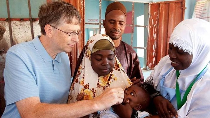 Gaya Blusukan Bill Gates di Wilayah Kumuh (Ist Facebook via DetikInet) Gaya Blusukan Bill Gates di Wilayah Kumuh (Ist Facebook via DetikInet)