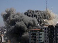 Bom Israel Hantam Gaza Lagi, Distrik Paling Aman Jadi Puing