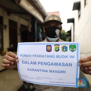 Stiker di Rumah Warga DKI yang Nekat Mudik 'Bergentayangan'