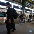 Ada Demo, KA Keberangkatan Stasiun Gambir Ini Berhenti di Jatinegara